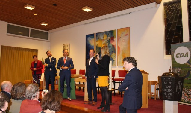 Daphne de Kruif geeft aan dat keuzes over sociale huurwoningen helpen tegen eenzaamheid.