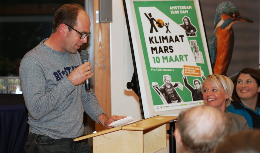 Aan de hand van stellingen werd gediscussieerd over de toekomst van Amstelland. 