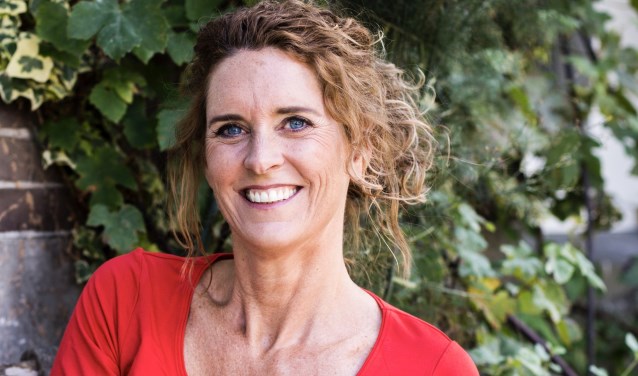 Jacobine van den Hoek