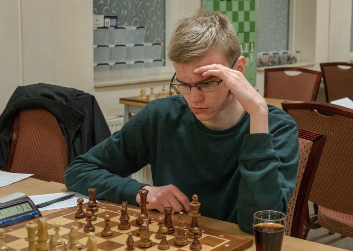 Koos vd Berg stopt opmars Hans Vink