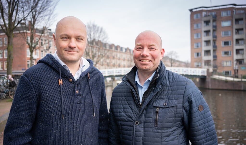 Lijsttrekker Sander Mager van Water Natuurlijk (rechts) met lijstduwer Boris van der Ham.