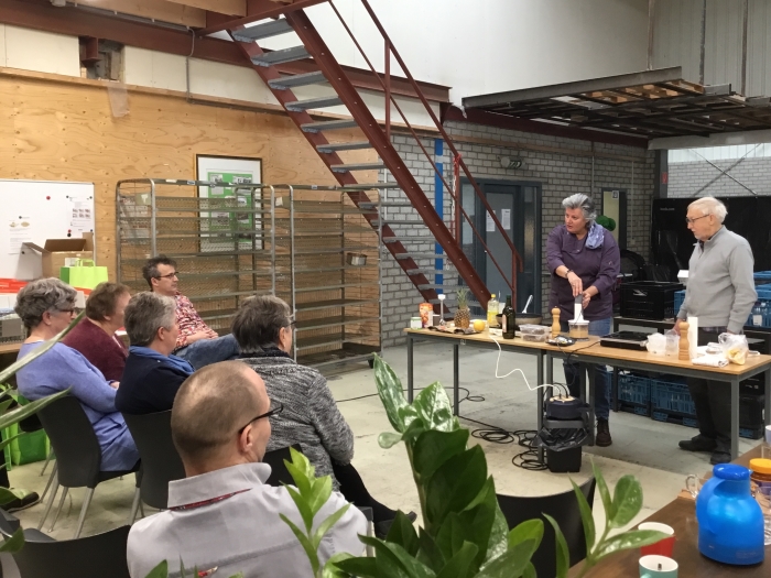 Kookworkshop bij de voedselbank
