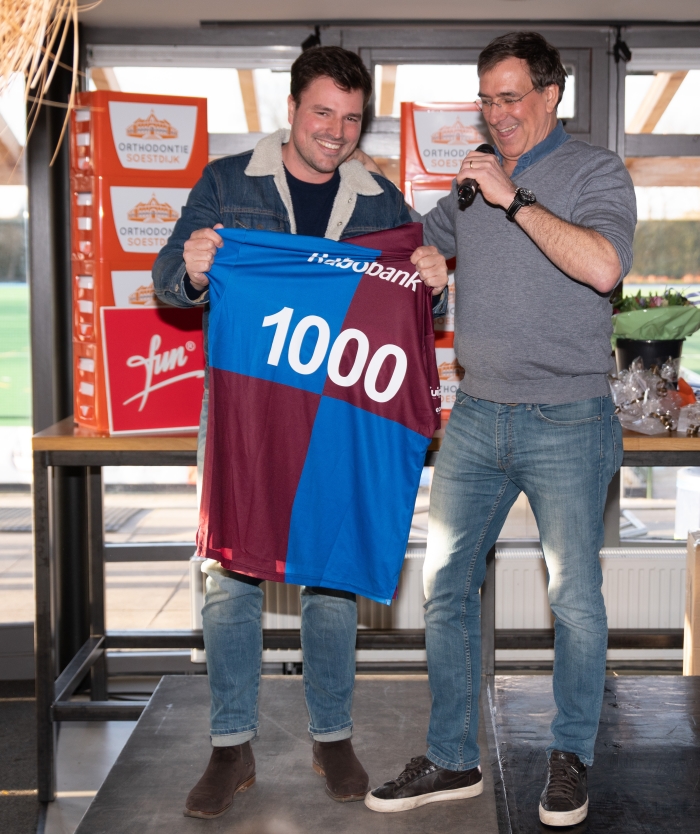 Ruben Sondaar met BMHV voorzitter Maarten Janknegt