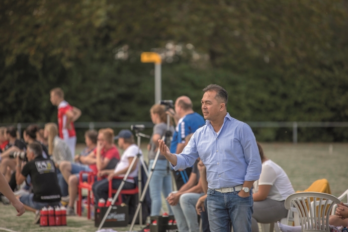 Raymond Mollet blijft hoofdtrainer bij Merwede/Multiplaat