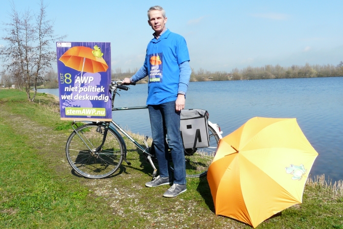 Bestuurslid Jaap Verweij bij natuurplas in Woerden