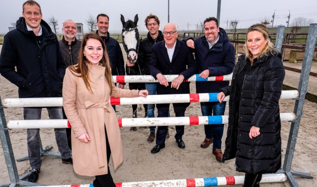 Deze mensen staan klaar om van het Concours Hippique een feest te maken.