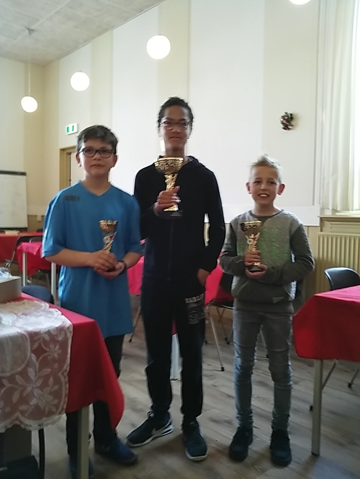 Derde Siebe, eerste Marlon en tweede Theun (r).