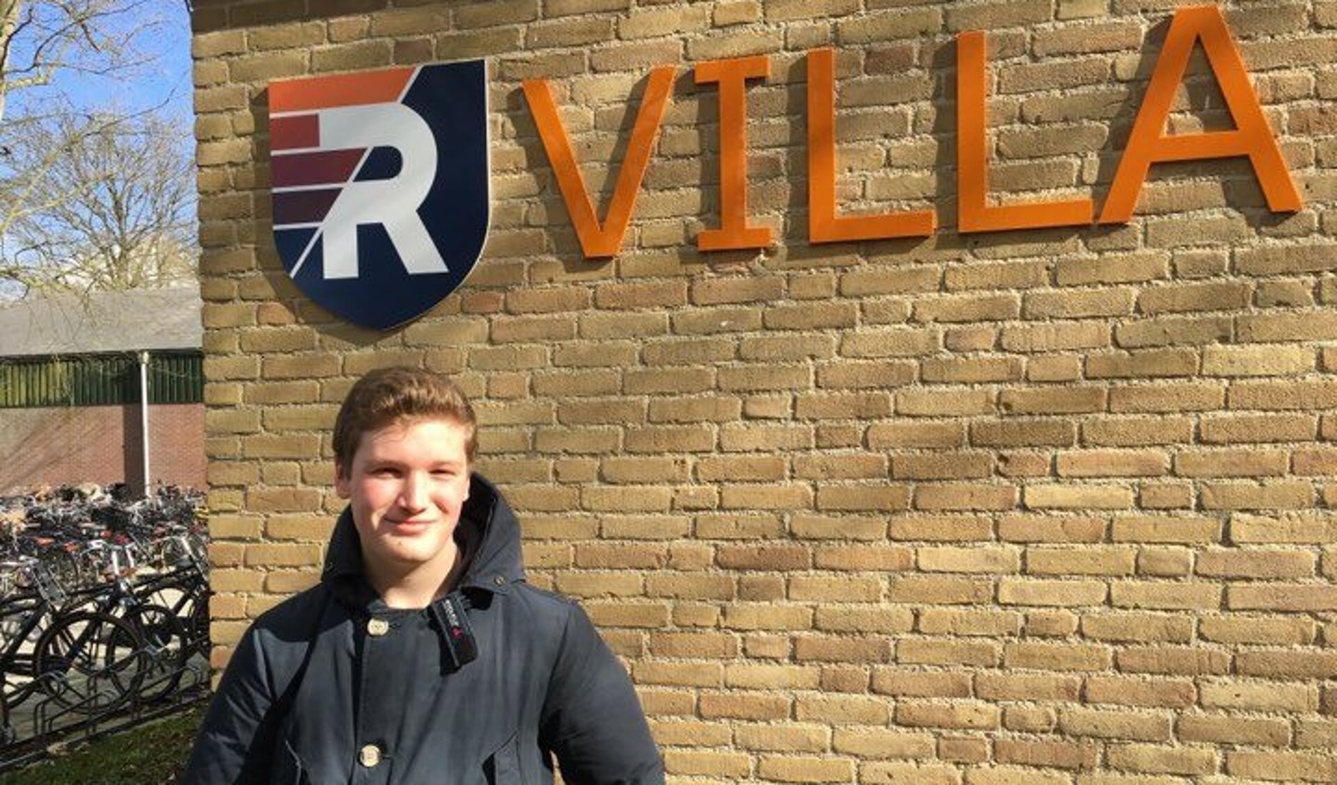 Christian Kalff voor Villa Revius in Doorn, waar hij veel hulp kreeg zodat toch overging naar de vijfde. 