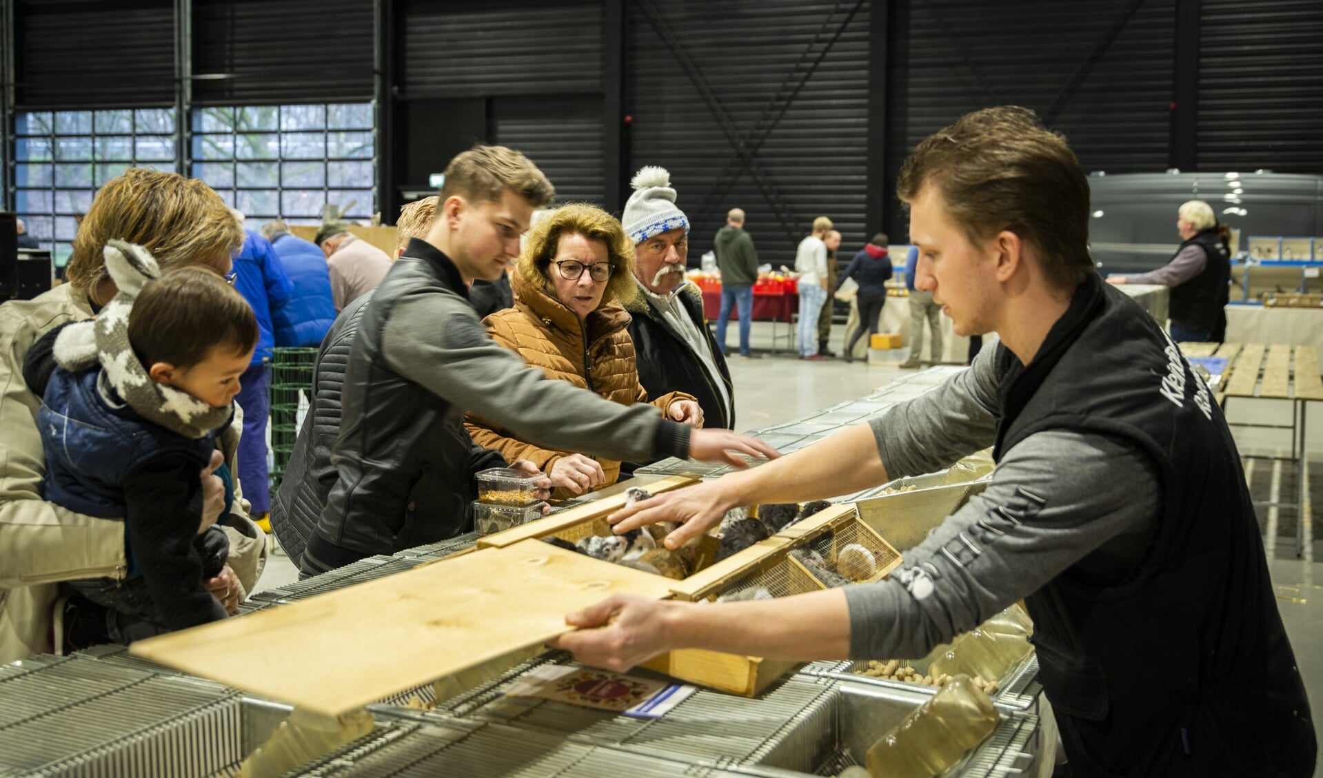 Archieffoto van de kleindierenmarkt in de Midden Nederland Hallen, maart 2019.
