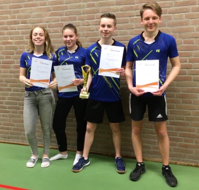 Amber Koens, Jara Hofstra, Jasper de Groot en Luca Grit