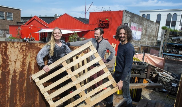 Maar liefst 500 pallets gaat ATM Model Art gebruiken voor het kunstwerk.