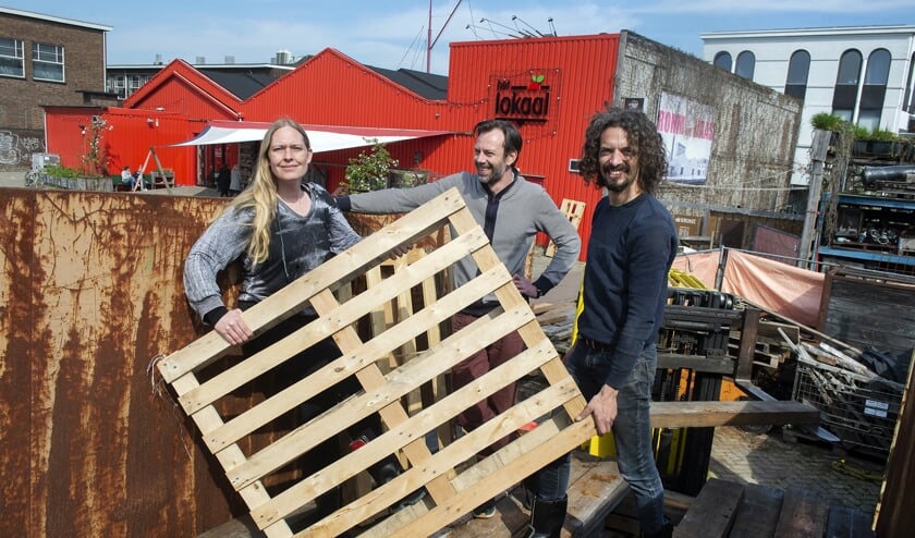 Maar liefst 500 pallets gaat ATM Model Art gebruiken voor het kunstwerk.