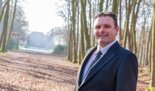 Met een bijzondere avond brengt Wim van de Veen nabestaanden bij elkaar.