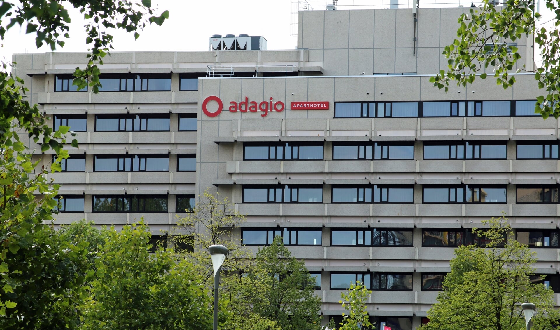 Oekraïense vluchtelingen worden opgevangen in hotels in kantorenwijk Kronenburg in Amstelveen.