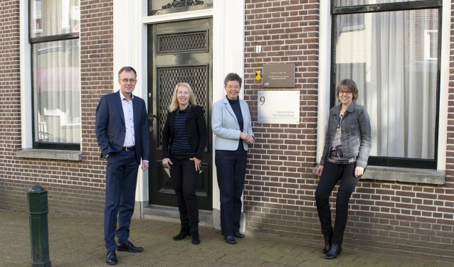 Arjen van Middelkoop, Henriëtte van Bloemendaal, Jolie van Bokhorst en Erna Hazeleger.