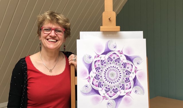 Als mentor leert Gabriëlle Buys anderen zich vrijer te uiten in hun creativiteit.