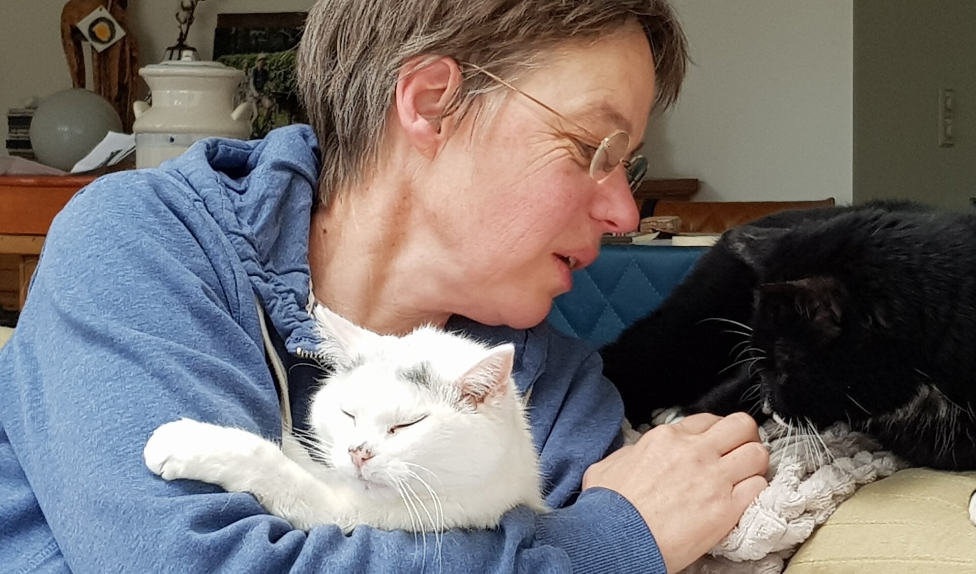 Emilie Mandersloot heeft een groot hart voor katten.