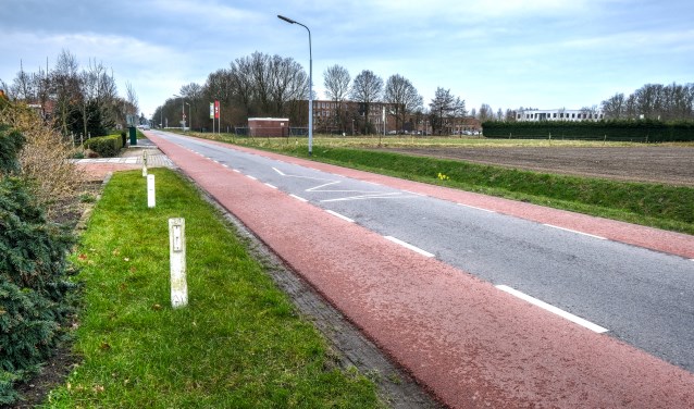 Bewoners willen hoe dan ook een vrij liggend fietspad langs de Spieringweg.