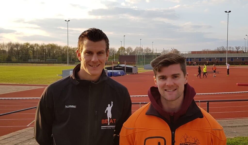 Jarno Beuving (links) en Maurits Brethouwer nieuwe trainersbegeleiders