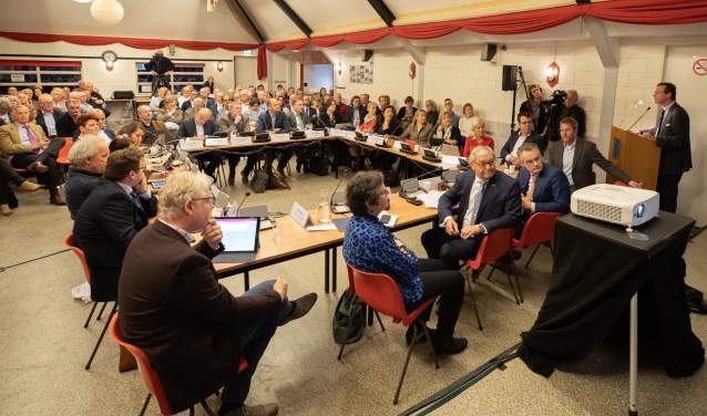 Maar liefst 16 insprekers over Paleis Soestdijk in de Baarnse gemeenteraad.