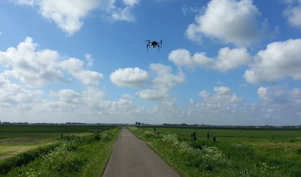 Met een drone zoeken naar nesten van weidevogels