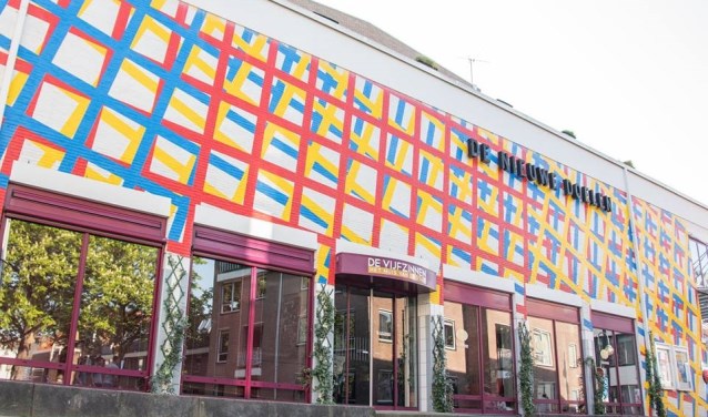 Zolang het theater De Vijfzinnen open kan blijven is er hoop voor de toekomst, zo lijkt het wel.