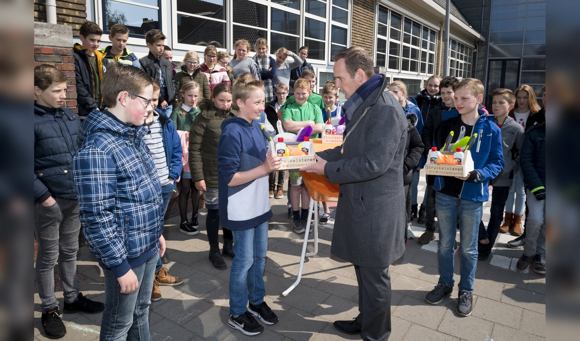 Schoonmaakspullen voor  struikelstenen