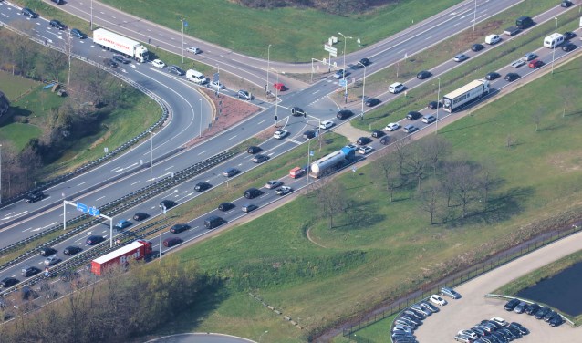 Filedrukte op snelweg A1 ter hoogte van Barneveld.
