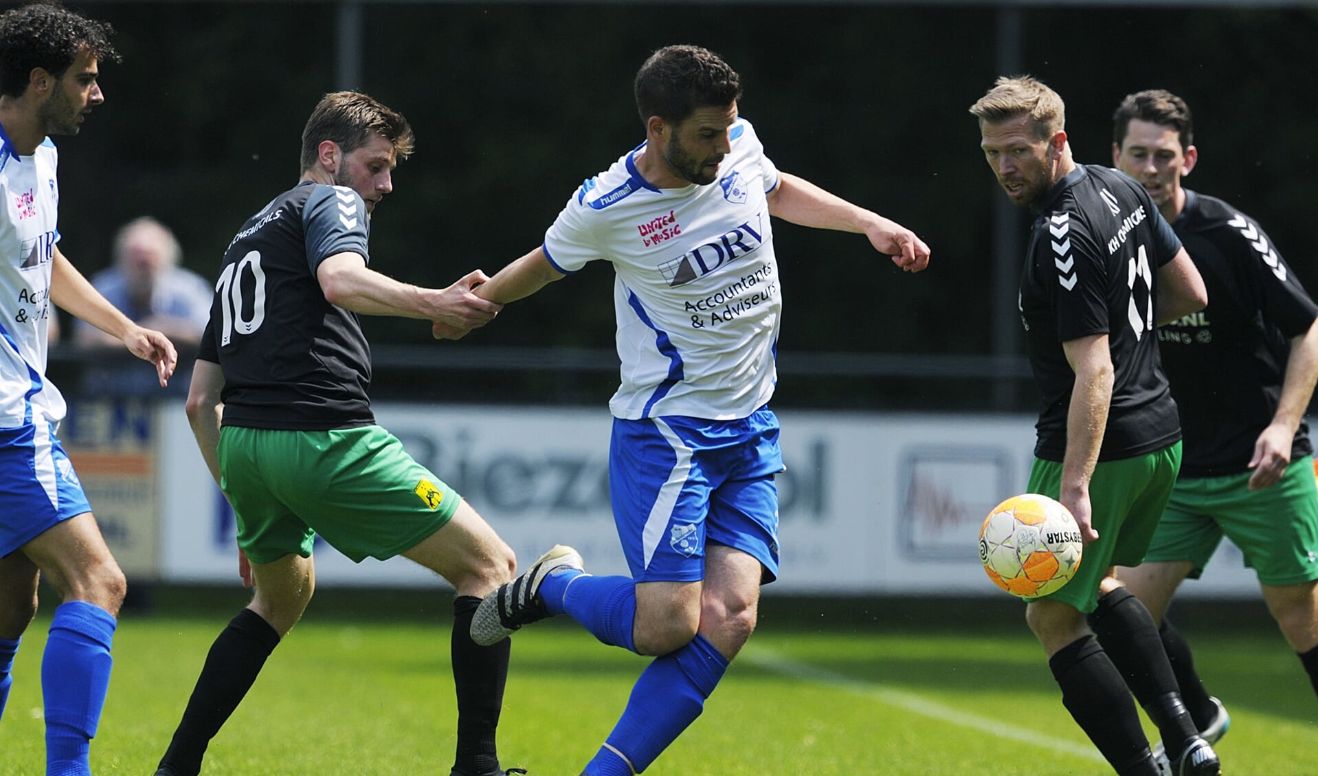 Sliedrecht verliest in en tegen Heerjansdam (2-1).