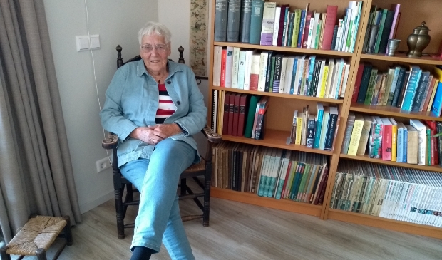<p>Corri Verduin groeide op in oorlogstijd: ,,Als je naar buiten wilde, deed je dat stiekem."</p>