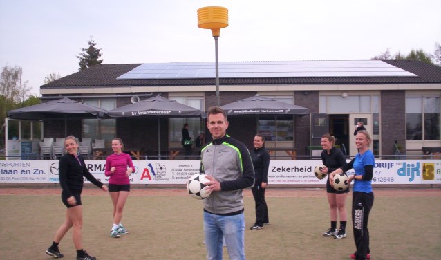 Als Bert Verspuij gestopt is met korfballen dan gaat hij de A1 van Vriendenschaar coachen.