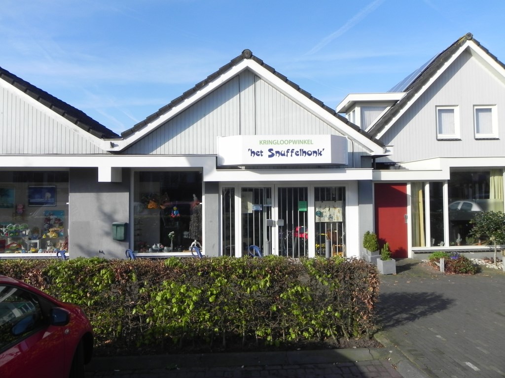 Tweedehands winkel De Snuffelhonk te Odijk