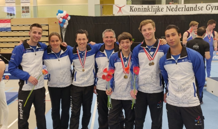 Vlnr Luc, Judy, Michiel, Eddy, Abel, Thom en Bo