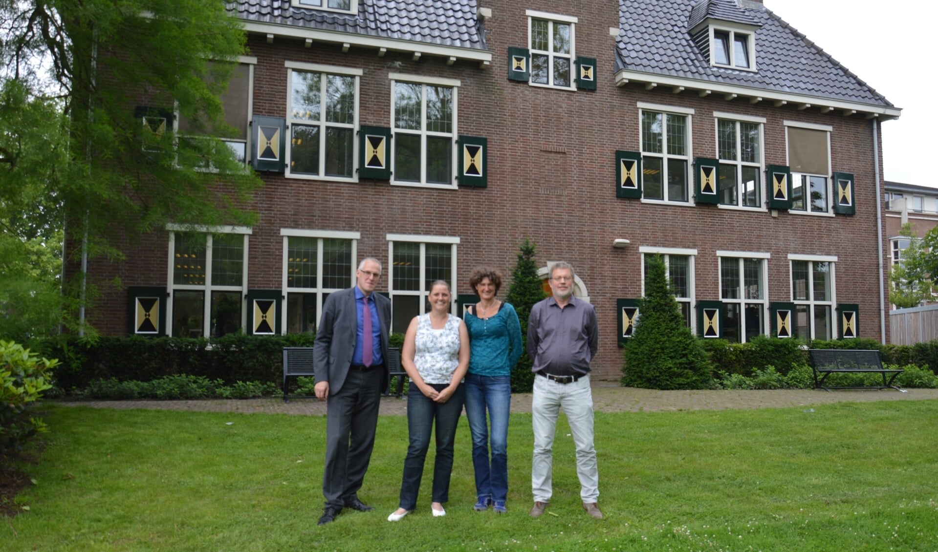 De werkgroep Fairtrade van de gemeente Woudenberg na de oprichting in 2016: Geurt de Wit, Nanda Lippens en Job van der Mijl.