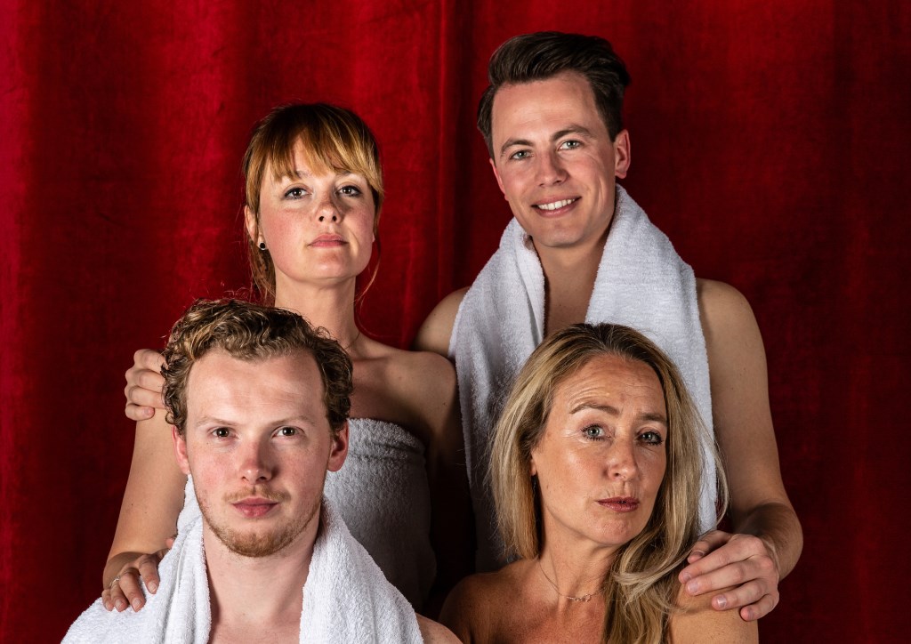 Natalie van Urk, Kevin van den Berg, Maike van Wijngaarden en Jasper Rottier.