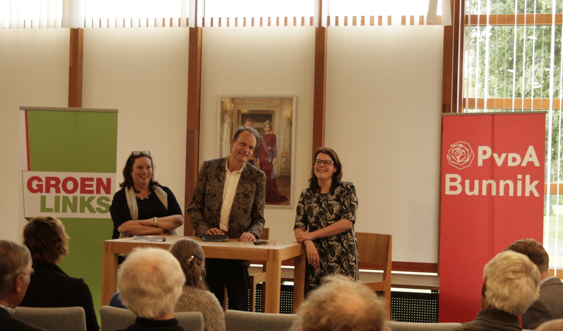 Agnes Jongerius, Vincent Bijlo en Sabine Klok in gesprek met inwoners 