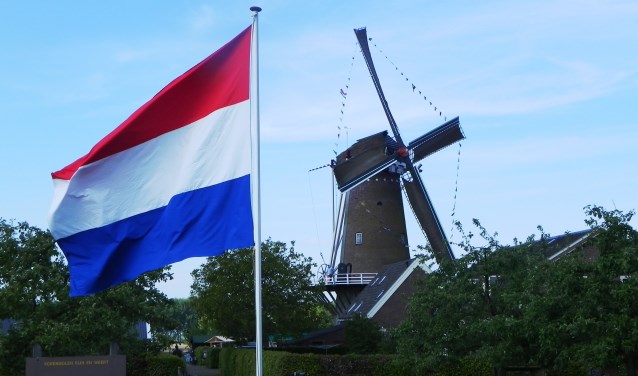 In 1994 werd de molen Rijn en Weert na jaren van restauratie feestelijk heropend. Nu 25 jaar later is zij nog steeds in functie en staat zij dankzij de inzet van vele vrijwilligers nog fier te draaien.
