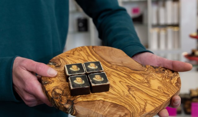 De bonbon 'Johan' is verkrijgbaar in melk en puur.