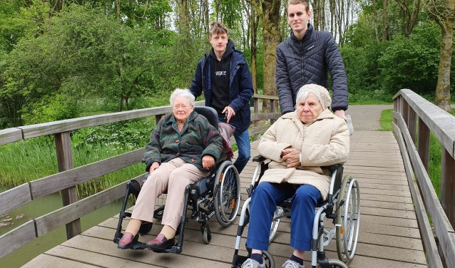 Leerlingen in actie voor Present