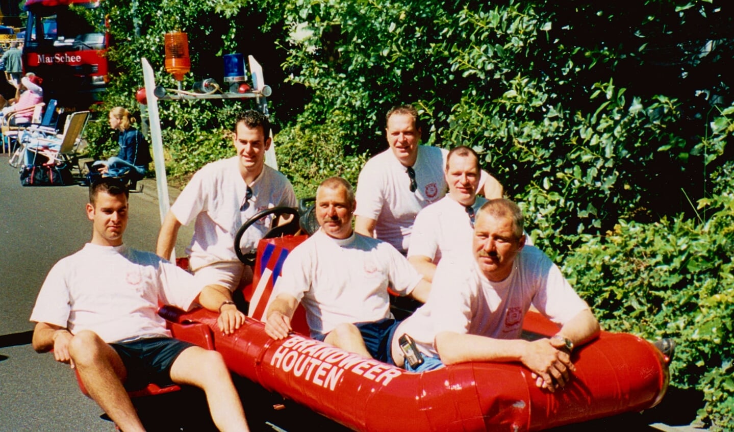 In 2002 deed de brandweer van Houten mee aan Hoog en Droog.