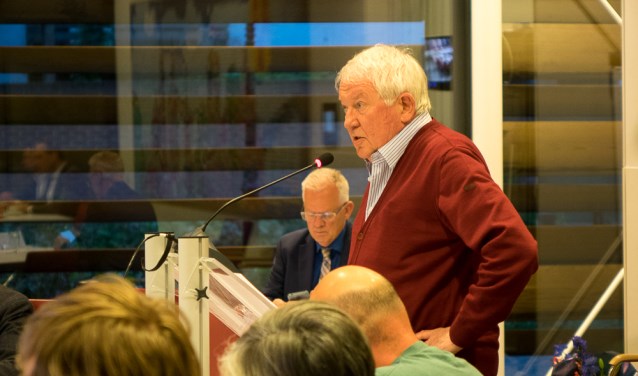 Jaap Borggreve maakte namens Stichting Redichem De Geeren gebruik van het vijf minuten-inspreekrecht