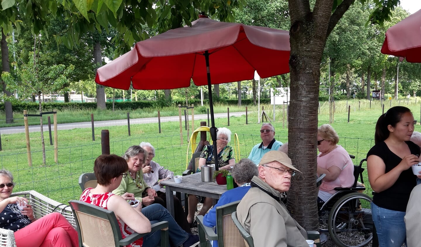 Bewoners van Bunninchem en de bezoekers van het Ontmoetingscentrum