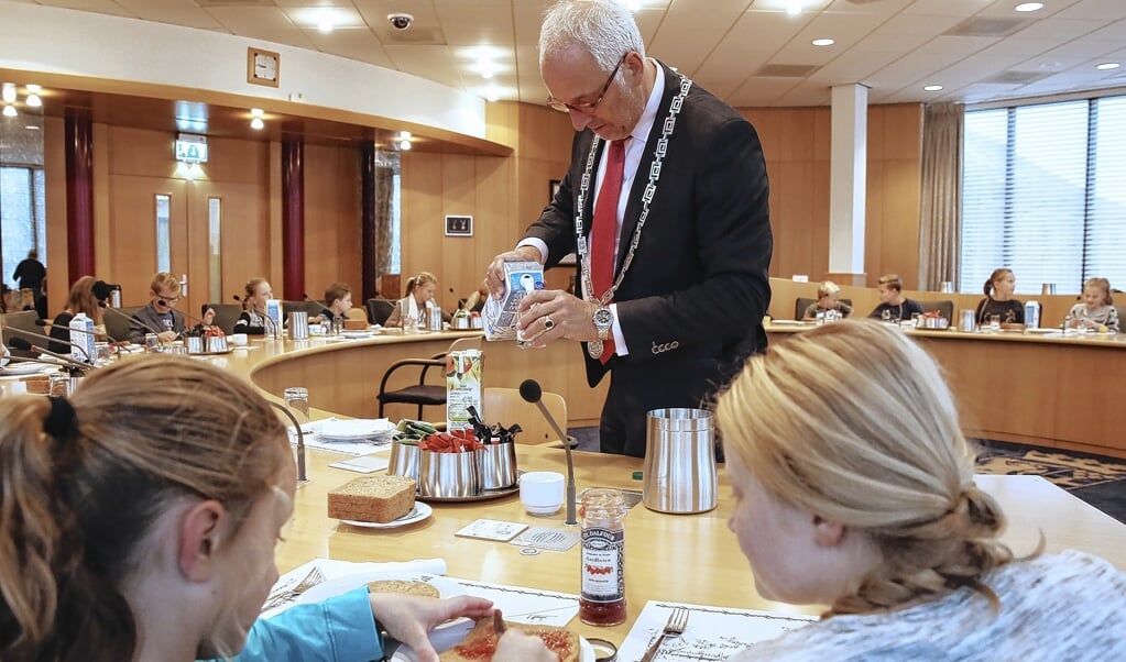 Burgemeester Gerard Renkema wil dienend aan de samenleving zijn.