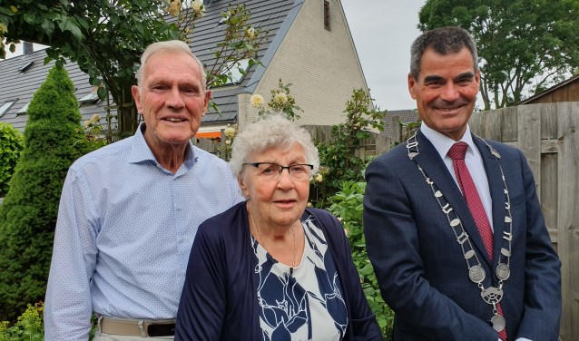 Na vijf jaar komt burgemeester Wouter de Jong opnieuw op bezoek.