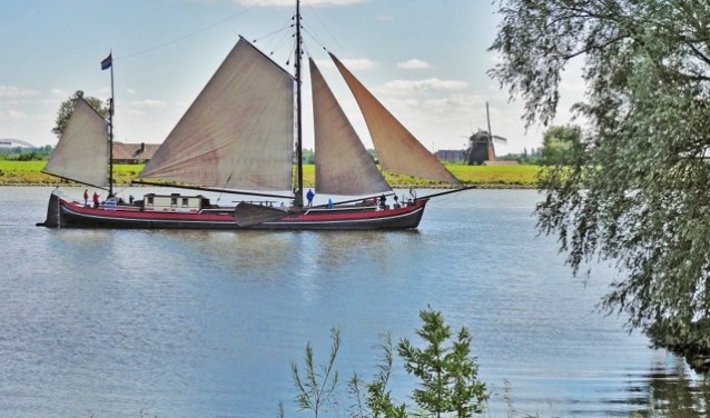 Vaar mee met de 'Helena' van Wijk bij Duurstede naar Vreeswijk