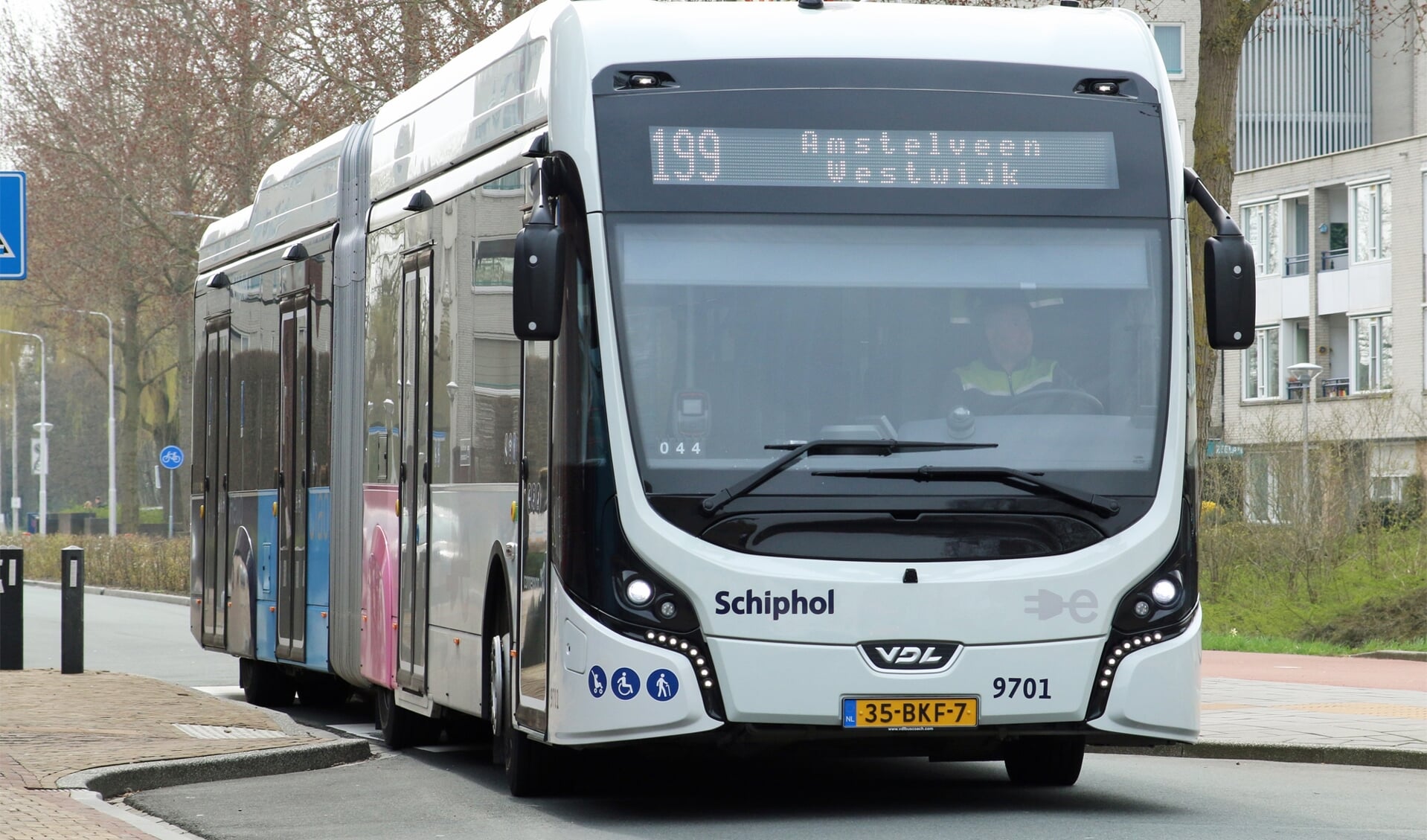 Een van de huidige honderd elektrische bussen van Connexxion.