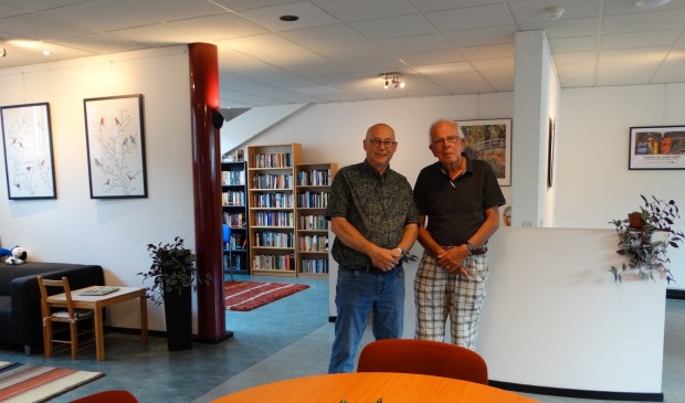 Harry van der Horst en Hans van Mill in de nieuwe cursusruimte