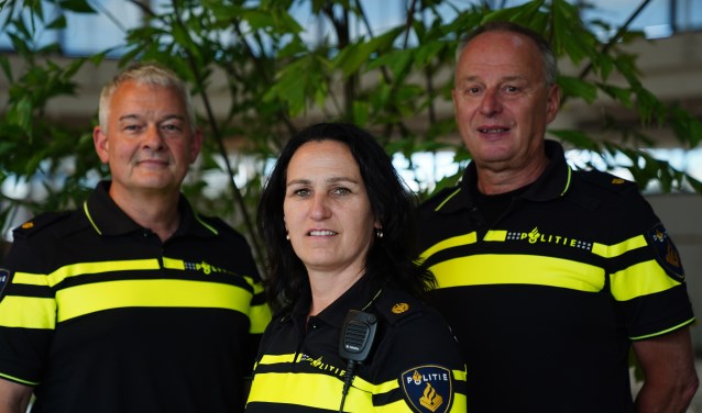 Miranda Verrips met links Pieter Velthuizen en rechts Gerard Doornekamp.