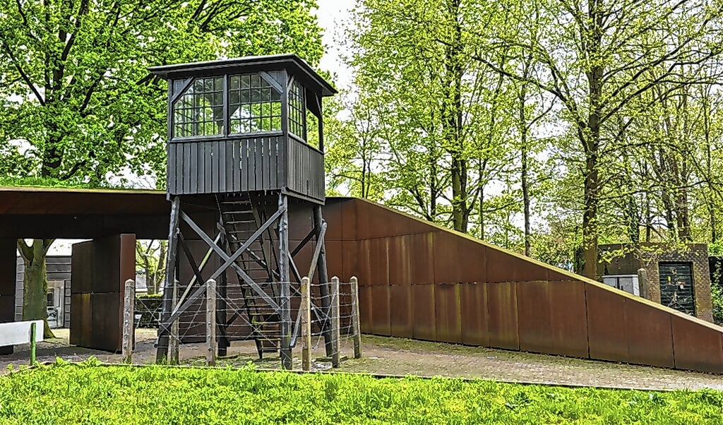 Foto's van oud-gevangenen kunnen ingestuurd worden via www.geefgevangeneneengezicht.nl. 