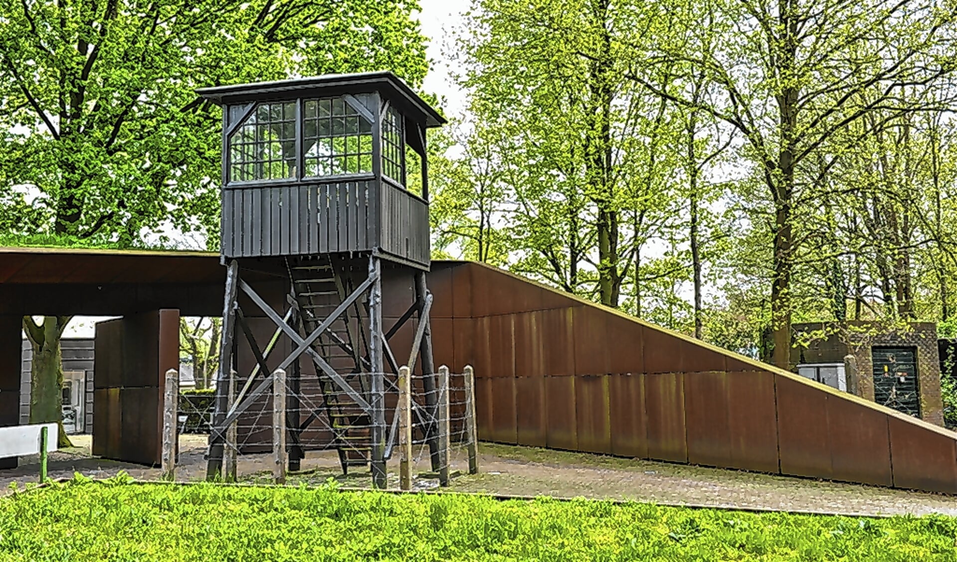 Foto's van oud-gevangenen kunnen ingestuurd worden via www.geefgevangeneneengezicht.nl. 